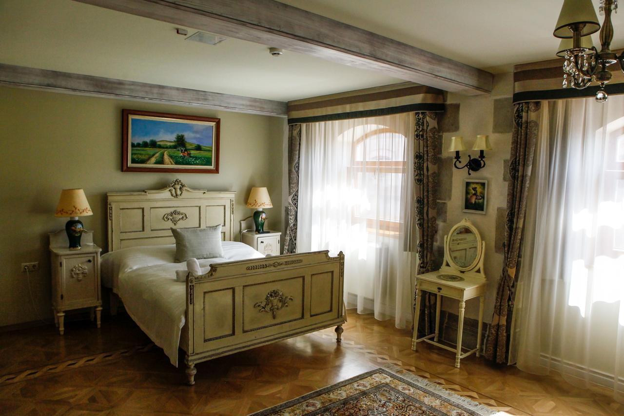 Hunor Hotel és Étterem Vásárosnamény Eksteriør bilde